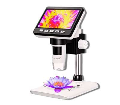 Digital microscope with LCD display